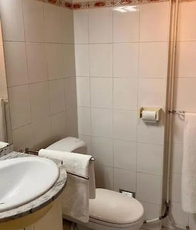 Spacious Close To Cannes Center * 르까네