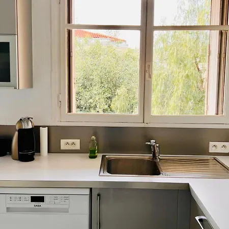 Spacious Close To Cannes Center *
