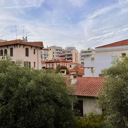Apartment Spacious Close To Cannes Center